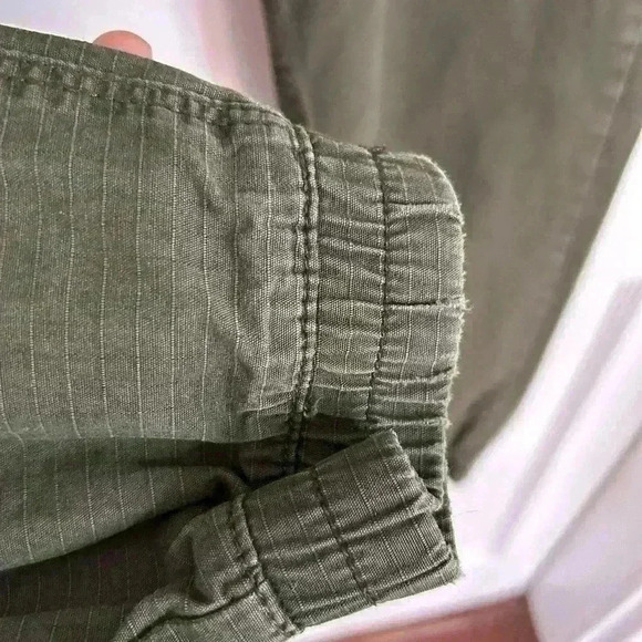 Men’s Dark Green H&M  Cargo Joggers with Elasticized Ankles Size 32 - Picture 5 of 8